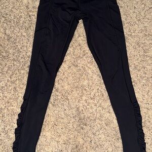 Lululemon black leggings